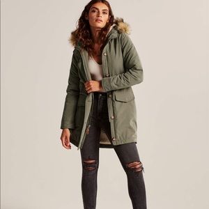 Abercrombie Sherpa Lined Military Parka XXS
